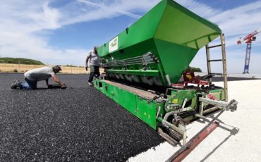 A Saclay, tout un complexe sort de terre